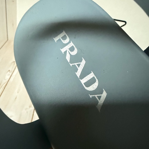 Prada Logo Plaque Rubber Fisherman Sandals Cielo Blue Sz 40 / 10 - Picture 9 of 15